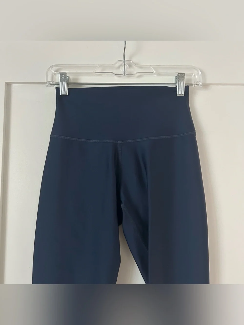 Alo Yoga 7/8 High-Waist Airlift Legging in Navy Size Small